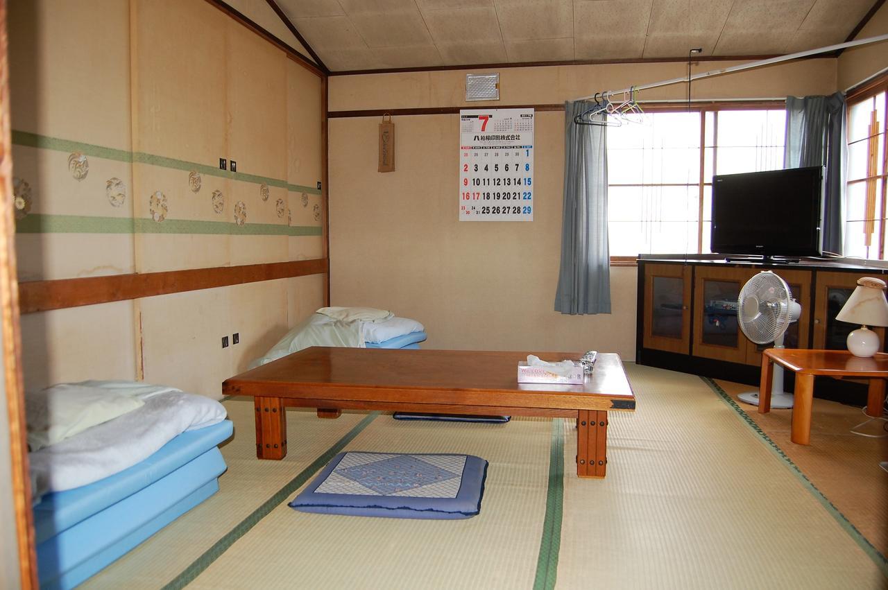 Minshuku Shaman No Sato Hotell Oshamambe Eksteriør bilde